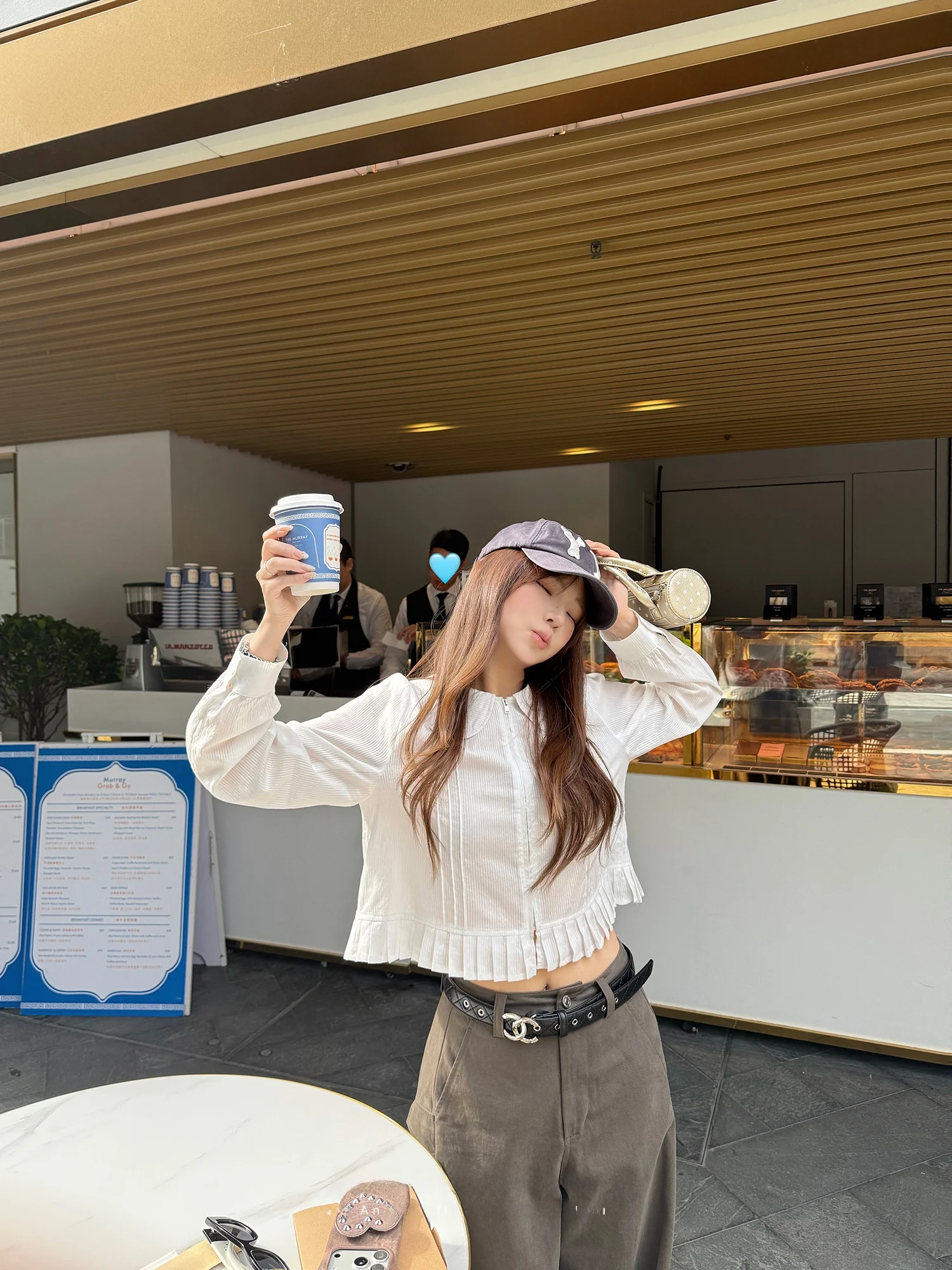 

Y Studio White Doll Collar irt Spring Summer Thin Pleated Design ort Sle Cleanfit Women's Long Sve Zipper Closure Top