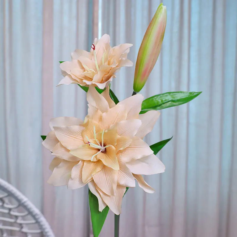 

4Pc Artificial 3head Moisturizing Lily Flowers Real Touch Silk Flower Wedding Bridal Bouquet Home Decoration Party Lilies Floral