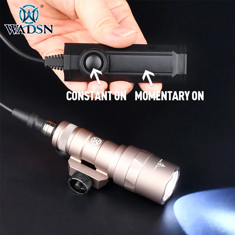 

WADSN M300 M300C Tactical Flashlight Hunting Airsoft Accessory outdoor White Light 210 Lumens With Dual Function Pressure Switch