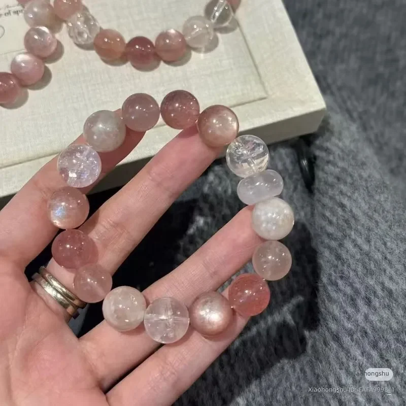 Natural crystal strawberry crystal powder crystal white crystal sugar cube mica bracelet niche crystal bracelet gift female