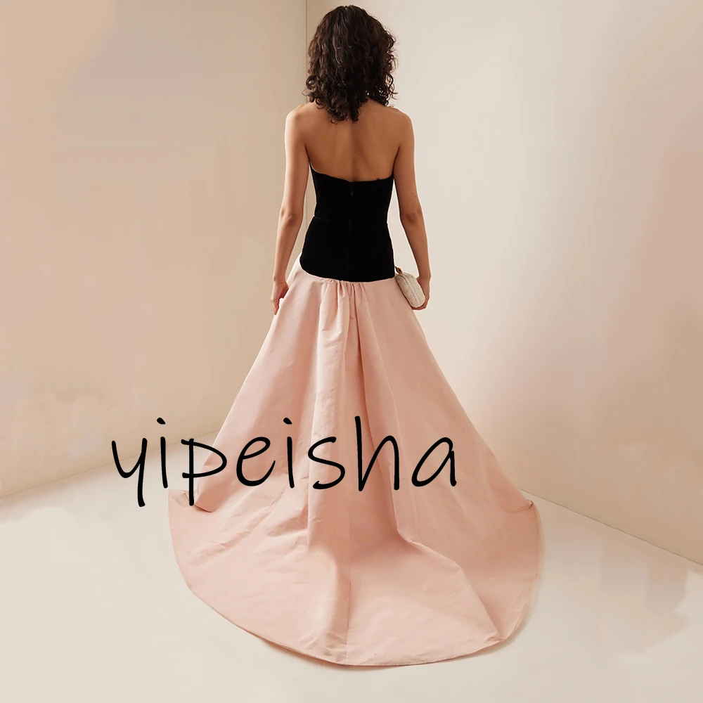 Customized Simple Strapless Satin Long Prom Gown With Sweep Train Sweetheart Black and Pink Floor Length Formal Evening Dresses