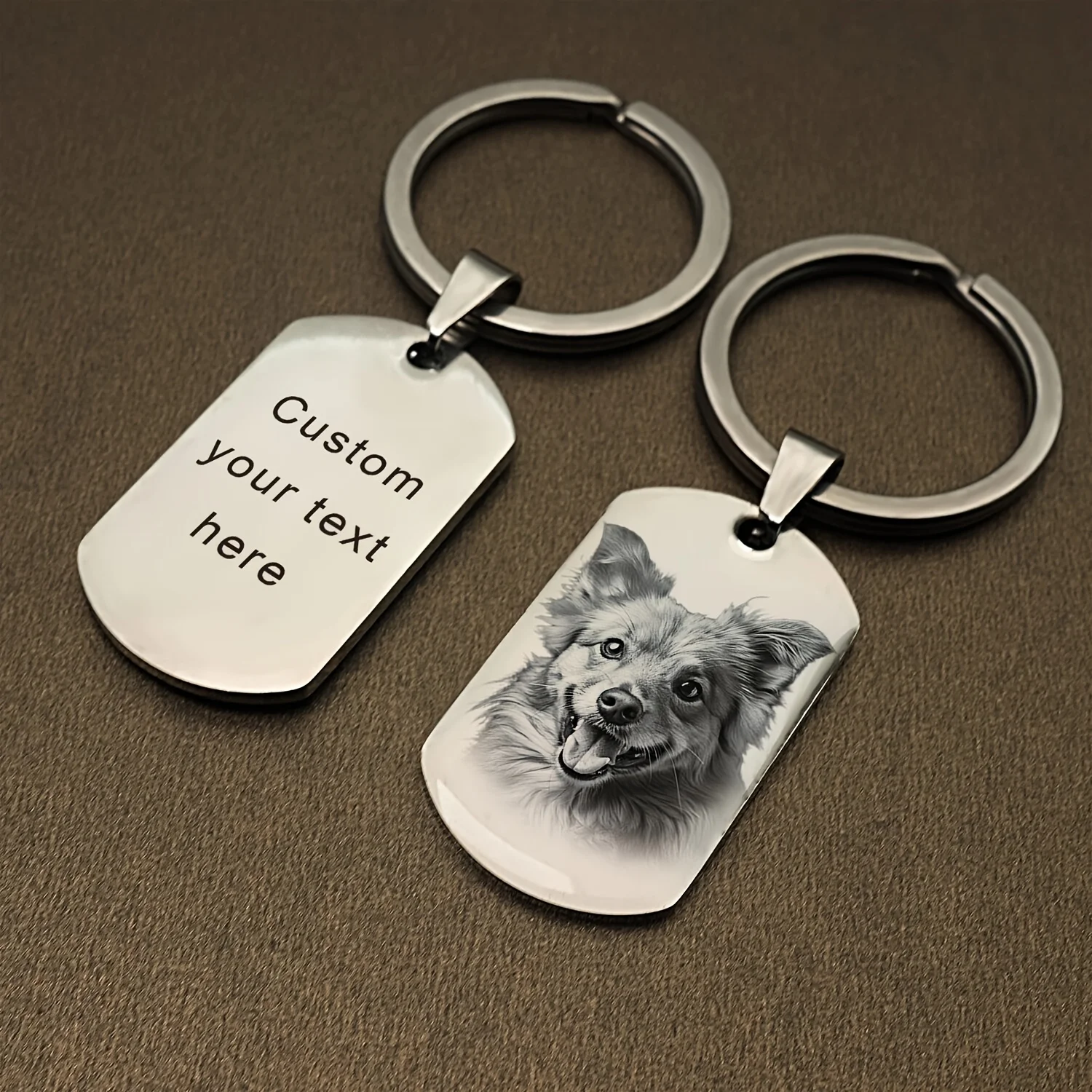 Personalized photo keychain, custom-engraved stainless steel dog tag, is the perfect commemorative gift for dog and cat lovers, an ideal present for birthdays and Christmas