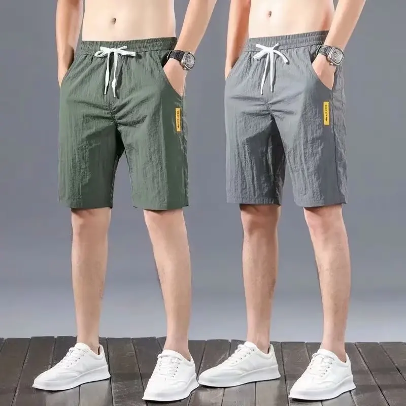 

New Vintage Summer Straight Tube Solid Color Men's Casual Pants Trendy Five Quarter Pants Men Bodybuilding Black Shorts Beach