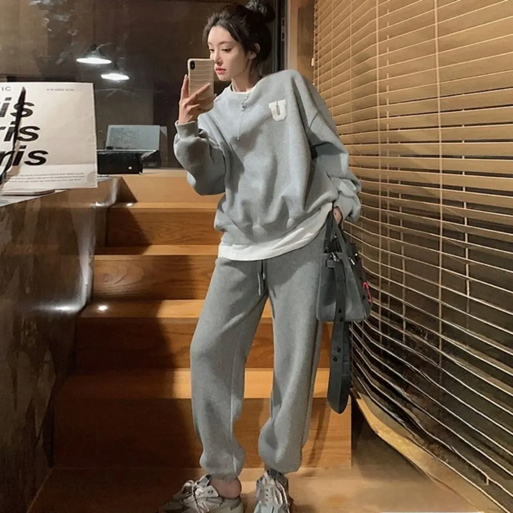 

Women's Fleece-Lined Thickened Casual Sports Suit Loose Sweat Pants Two-Piece Set for Autumn And Winter Fashion