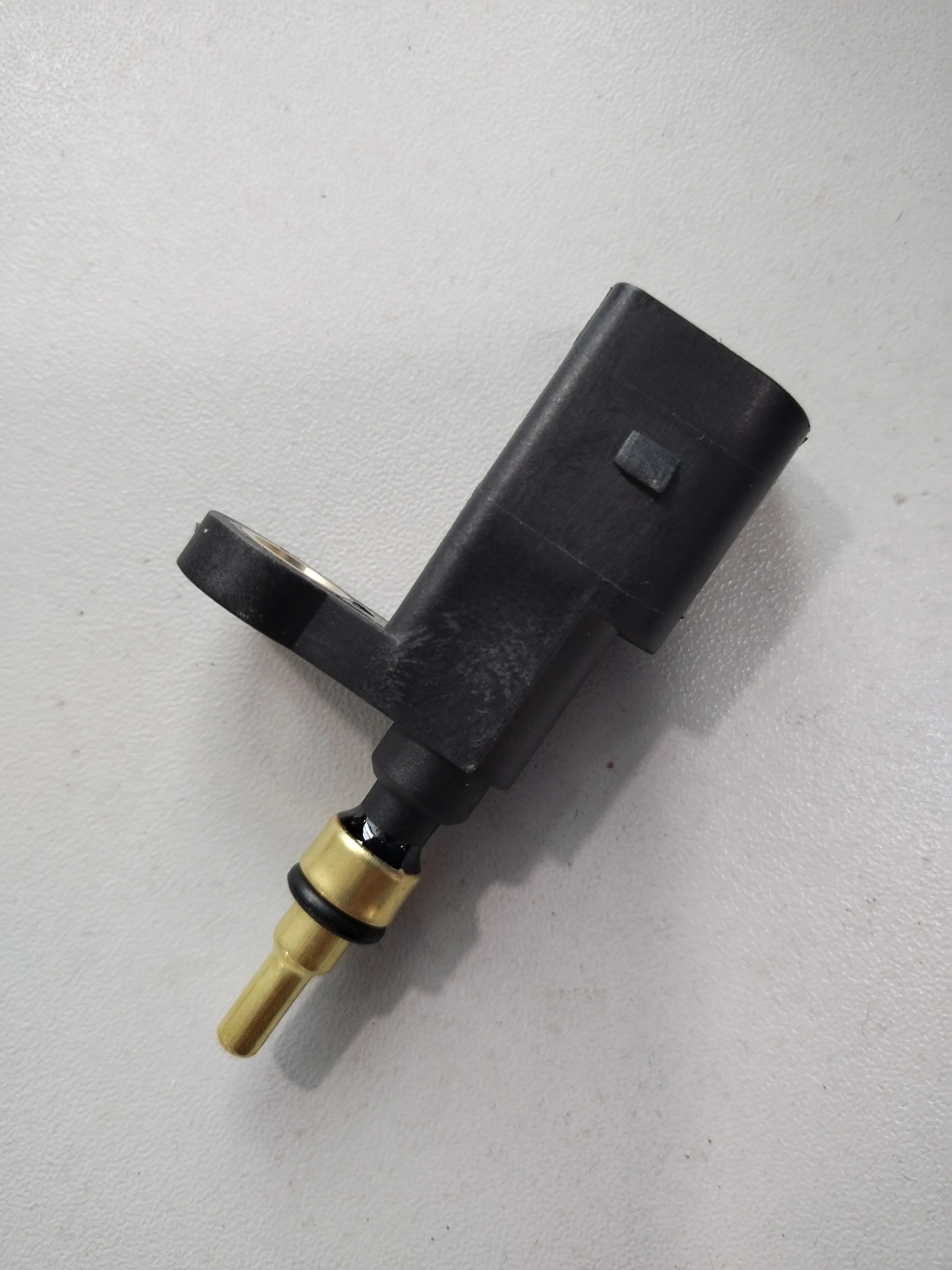 

25pcs Water Temperature Sensor 04E919501C 03F919501A 03F919501B for VW Pasata Polo Tiguan AUDI AQ3 SKODA Superb