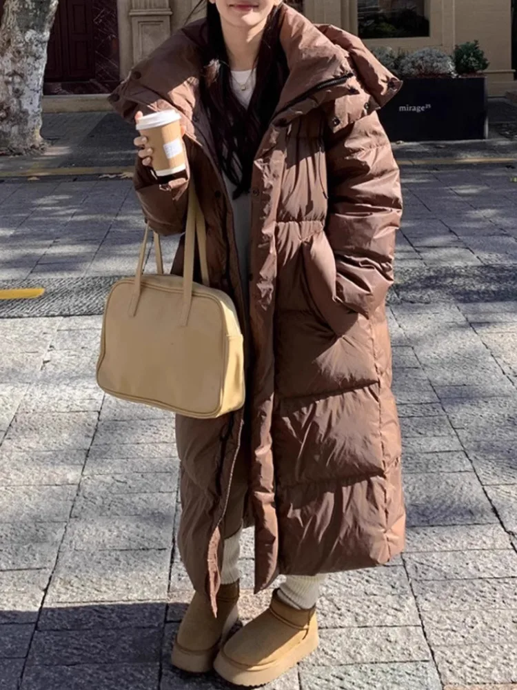 ZMEENNA المرأة سترة طويلة منتفخة الوقوف طوق مقنعين البريدي الكامل شتاء دافئ ماكسي ملابس خارجية فضفاضة تناسب الأسود ZM4478