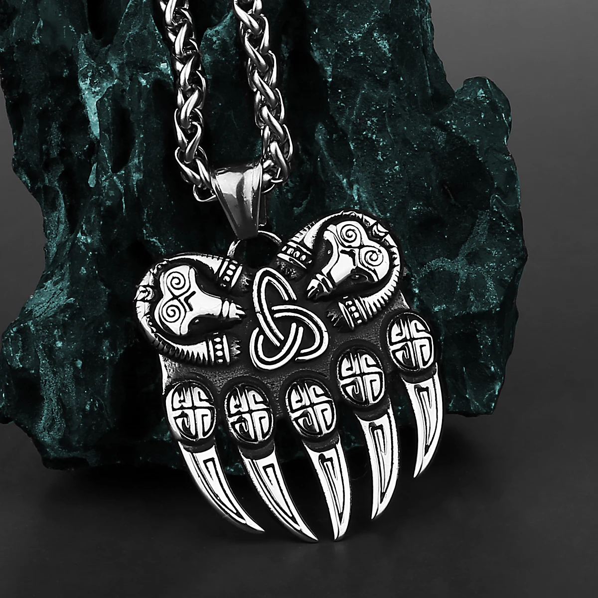 Viking Retro Bärenklaue Anhänger Halskette Männer Amulett Domineering Tier Knochen Edelstahl