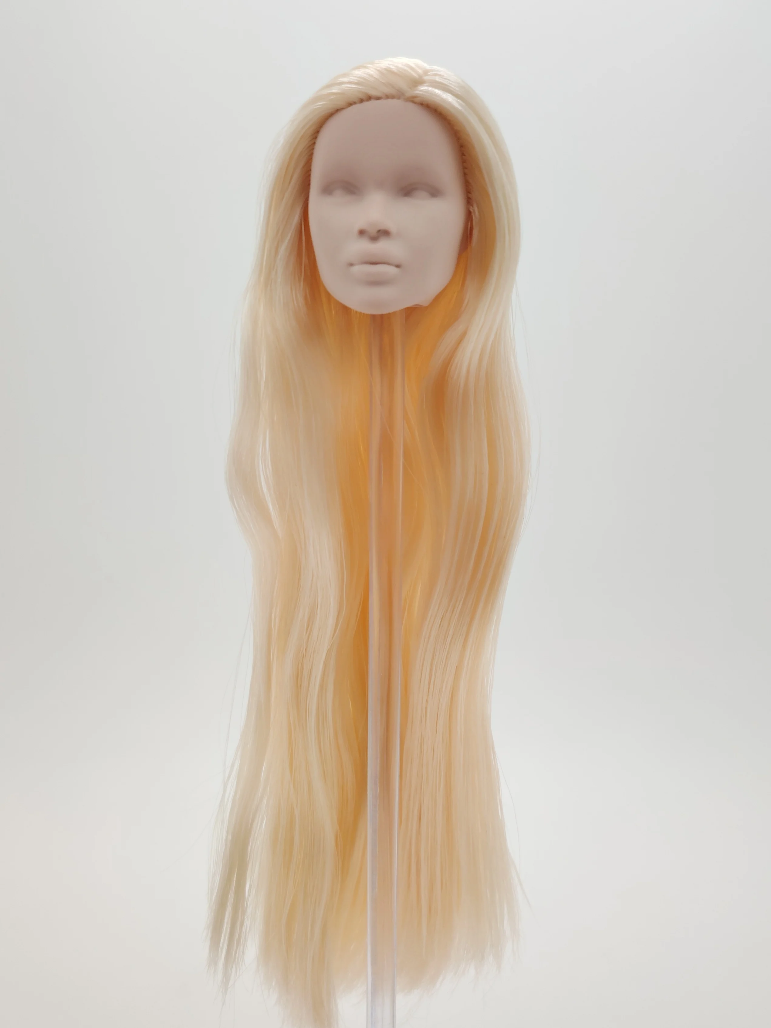 

Fashion Royalty Nuface Nadja Rhymes Blonde Hair Japan Skin Female Doll Head