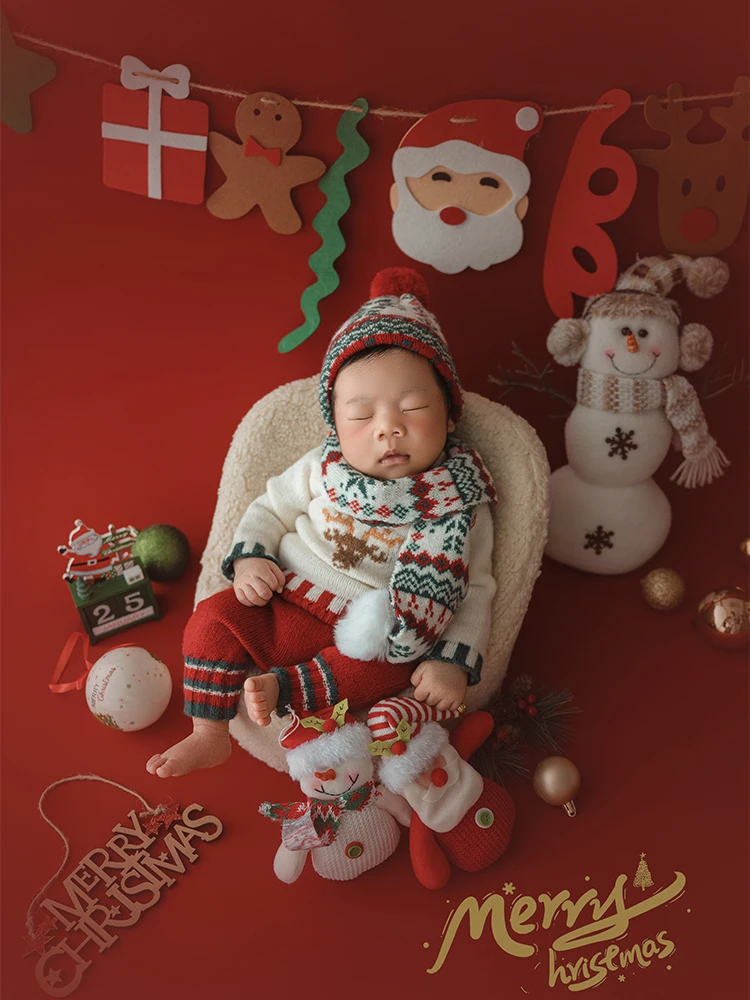 

Newborn Winter Holiday Photography Props Bundle Nordic Knit Baby Costume Santa Snowman Props Xmas Props for Baby Photo Sessions
