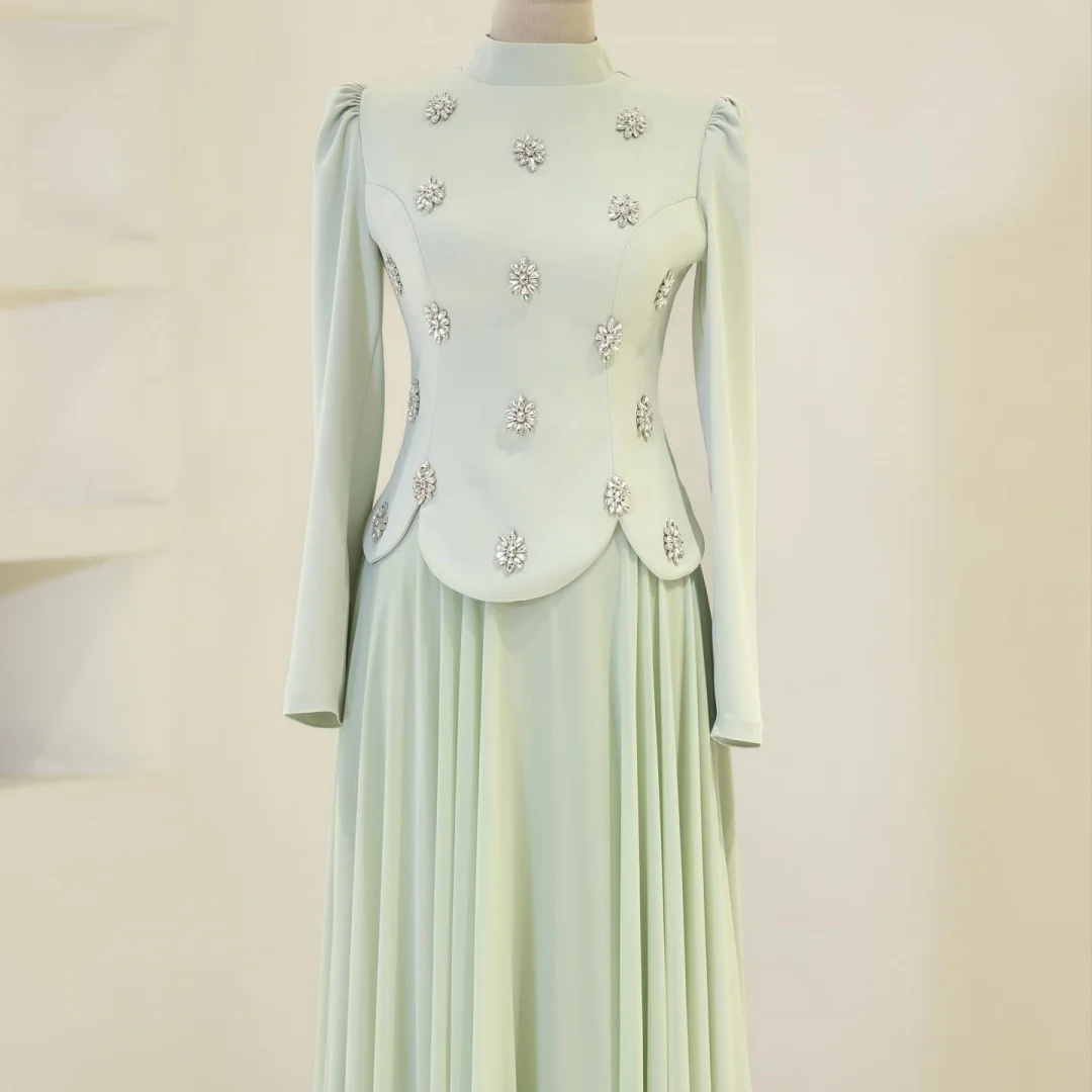 Bella op maat gemaakte lichtmunt hoge hals lange mouwen robes de soirée kralen decor geplooide rok feestjurken lange jurk stijlvol