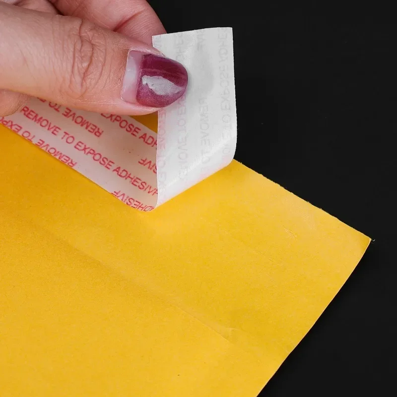 50/10x كرافت ورقة فقاعة البريدية المغلفات أكياس فقاعة أكياس بريد المنزل الأصفر الذاتي ختم وسادة مقاومة للماء المغلفات الحقيبة