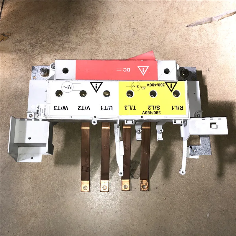 

Second-hand Schneider inverter ATV61 or 71 series 45/55/75KW terminal block plastic terminal copper bar