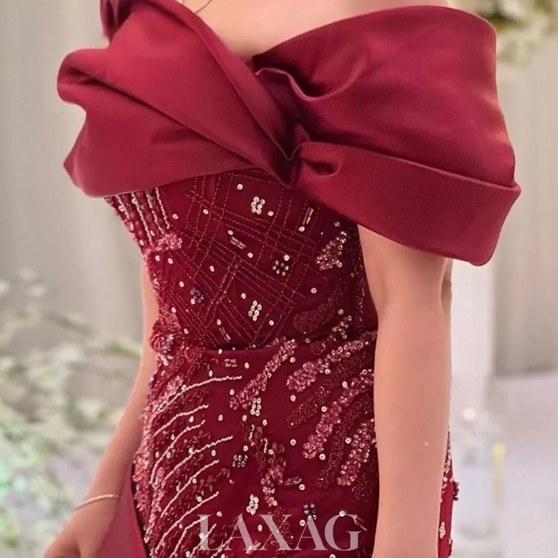 Klasyczne sukienki wieczorowe bez ramiączek, z odkrytymi ramionami, plisowane, zdobione koralikami, o kroju syreny, na urodziny, studniówkę, szyte na miarę.