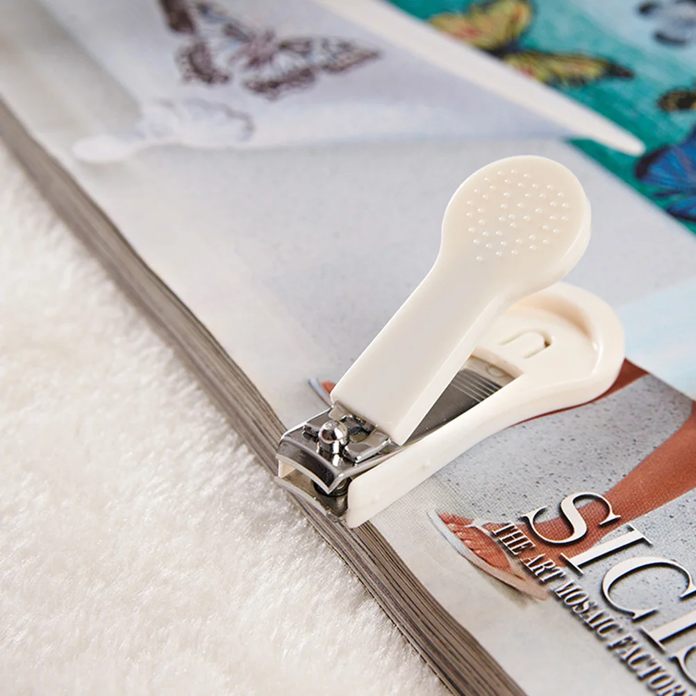 

4pcs Baby Nail Care Kit Lovely Nail Clippers File Tweezer Scissors Portable Baby Manicure Set for Newborn Infant Toddler(White)