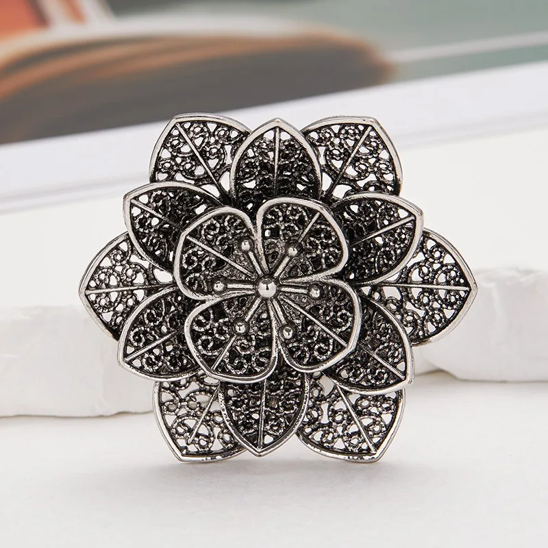 Vintage Dark Flower Ring Bohemian Style Jewelry Exaggerated Size Versatile Jewelry for Parties Perfect Birthday Gift