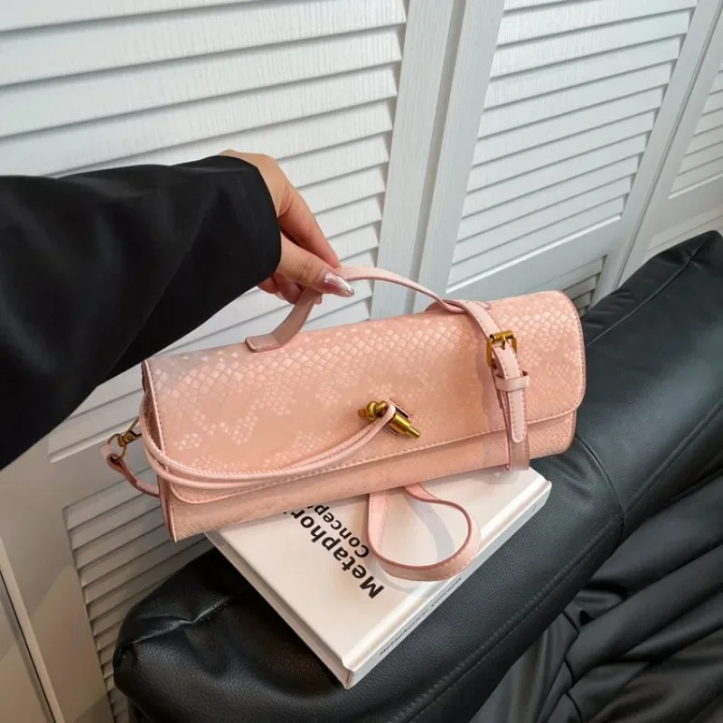 Chic Minimalist Designer Diaper Bag Women Luxury Large Capacity Tote Elegant Leather Crossbody Bag For Shopping And Party