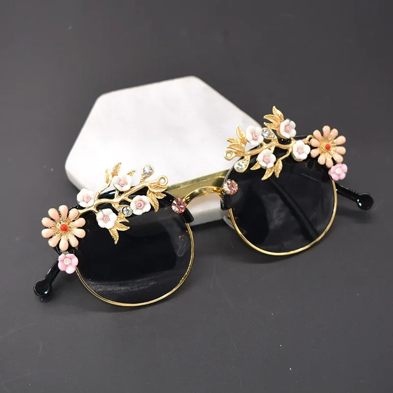 

2022 New Roses Baroque Sunglasses Women Lentes Oculos Gafas De Sol Feminino Lunette Soleil Flowers Sun Glasses Mujer