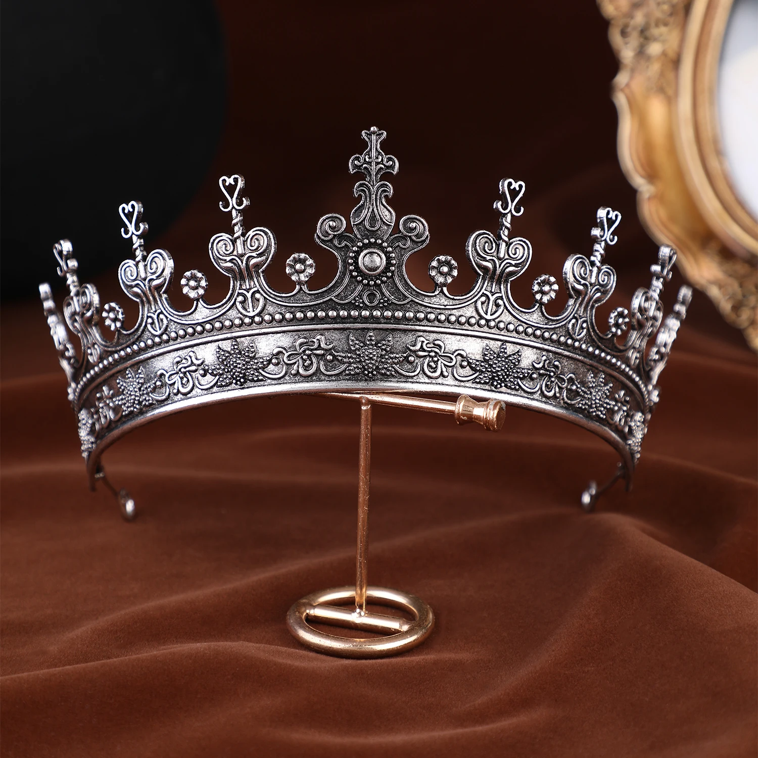 Unisex Golden Medieval Crown Renaissance Period Costume Accessory Prince Princess Birthday Masquerade Ball Halloween Headpiece image 3