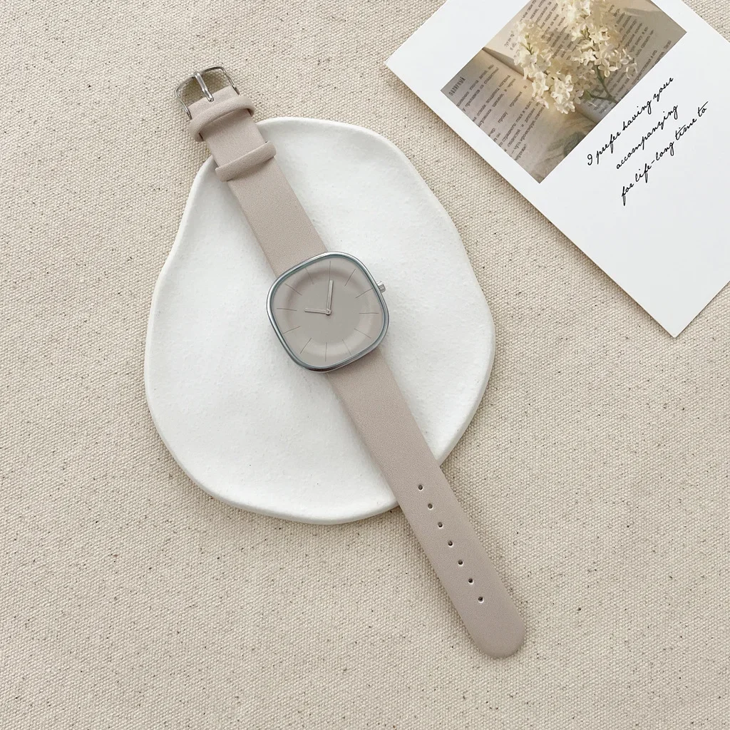 Round Dial Watch for Women Fashion Casual Leather Strap Watches Simple Ladies Quartz Wristwatches Dress Clock Reloj Mujer Gift