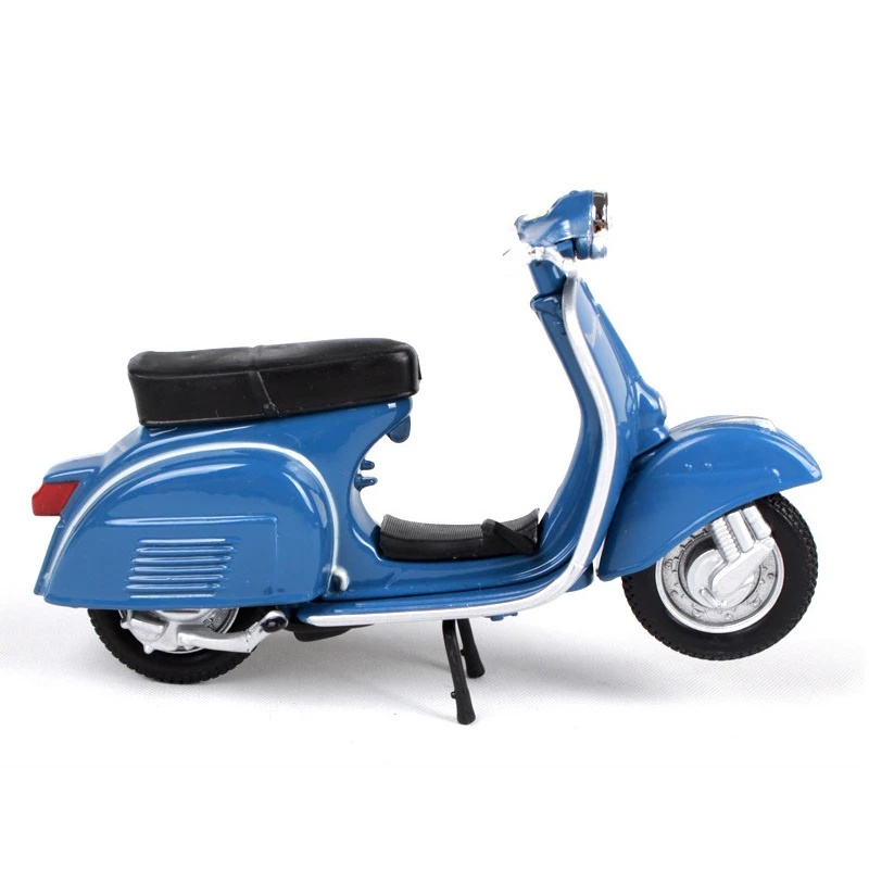 Maisto 1:18 150 Sprint Veloce 1969 Scooter blue Diecast Motoycycle