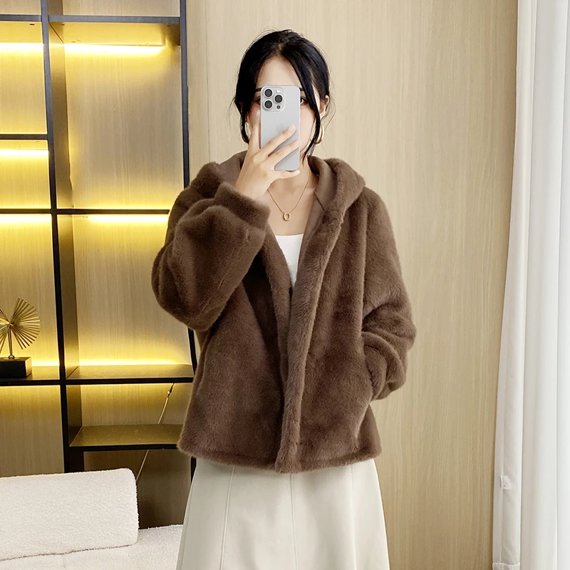 2025 New Arrival Fashionable Women Artificial Mink Fur Jacket Easy Match Plush Short Warm Hooded Faux Mink Fur Jacket Women