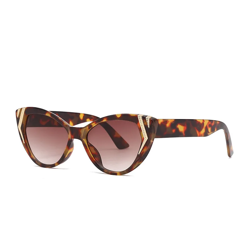 

New Luxury Leopard Gradient Cat Eye Women Sunglasses 2025 Retro Golden Frame Decoration Design Trendy Men Sun Glasses UV400