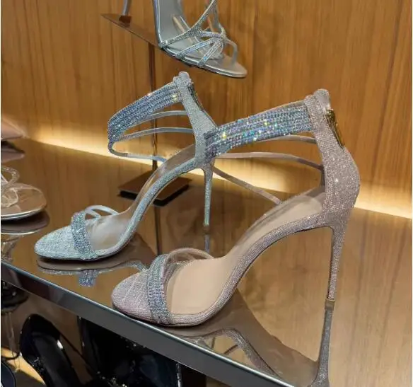 

Блестящие серебристо-розовые летние босоножки на высоком каблуке с открытым носком, украшенные стразами, на тонком каблуке 8-10 см, с застежкой-молнией сзади, для вечеринок и торжеств