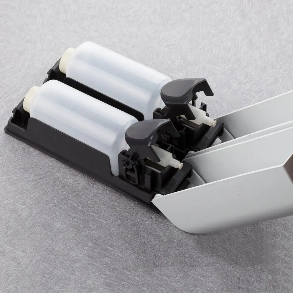 

Manual Press Wall Mounted Soap Dispenser Refillable Large Capacity Lotion Soap Container Space Saving Lock Hand Soap Jar