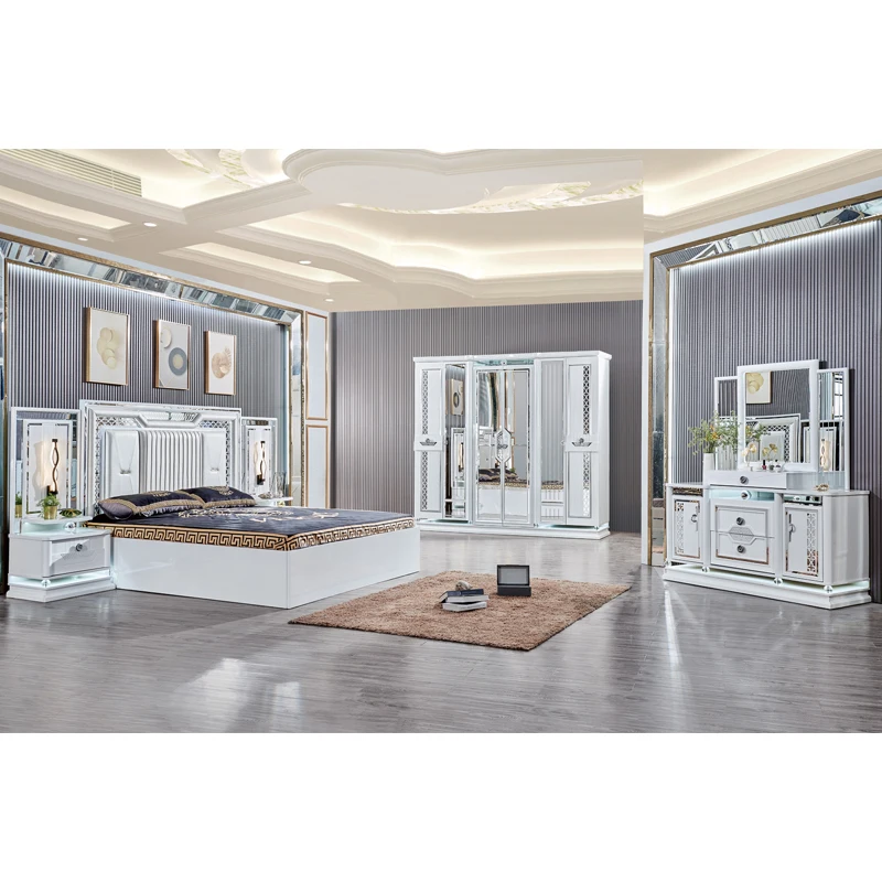 

&Super king Size 8 Doors Royal Luxury Bedroom Furniture Set High End Royal LED Lighted Mirrored Headboard Bedroom Sets