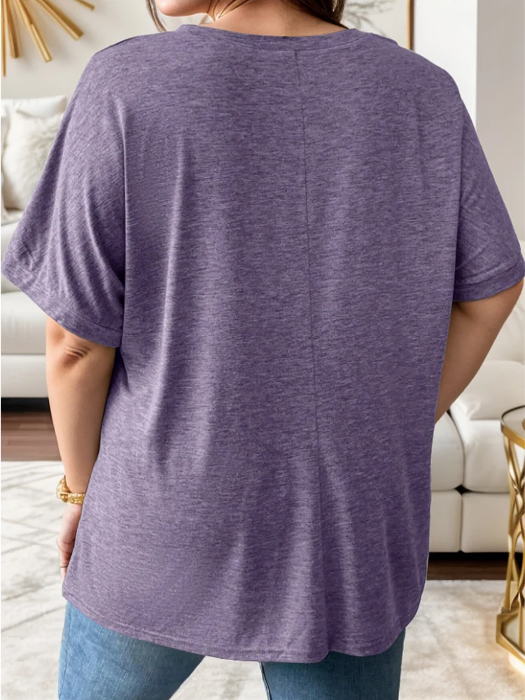 Koszulka plus size z okrągłym dekoltem i krótkim rękawem w jednolitym kolorze