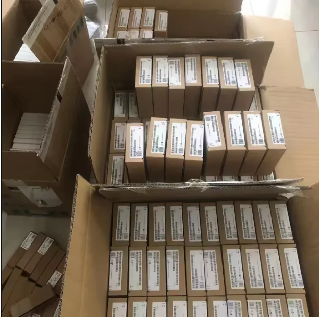 USB-6009 779026-01 Multifunktions-DAQ-Datenerfassungskarte 14 Bit 48 kS/s 8 analoge Eingänge 2 analoge Ausgänge