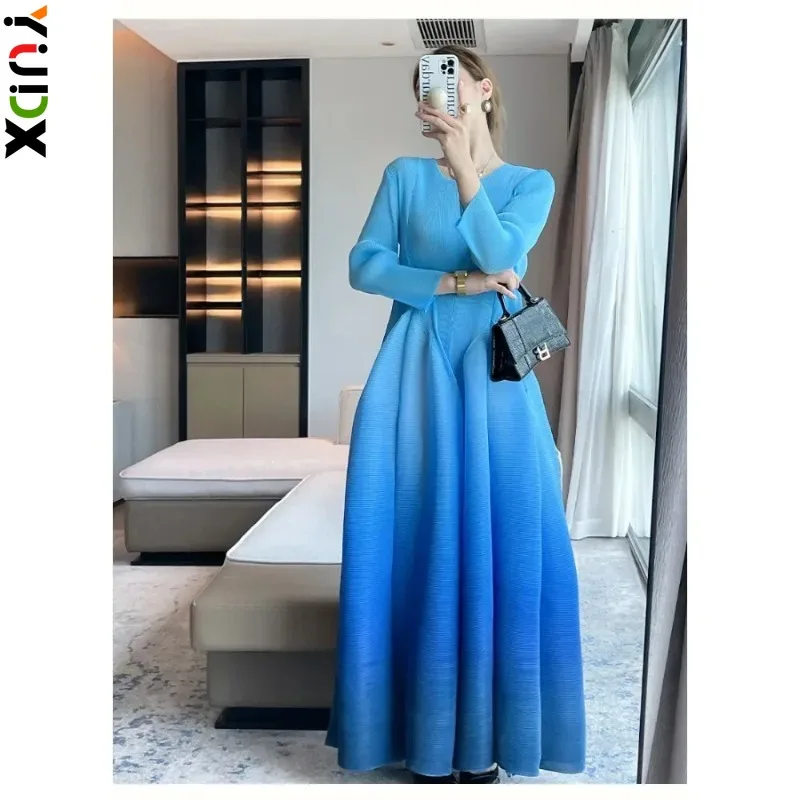 

YUDX Miyake Pleated Autumn Gradient Color Printing Dress Women's Commuter Waisted Bud Big Swing Dress plus Size Court Clothing