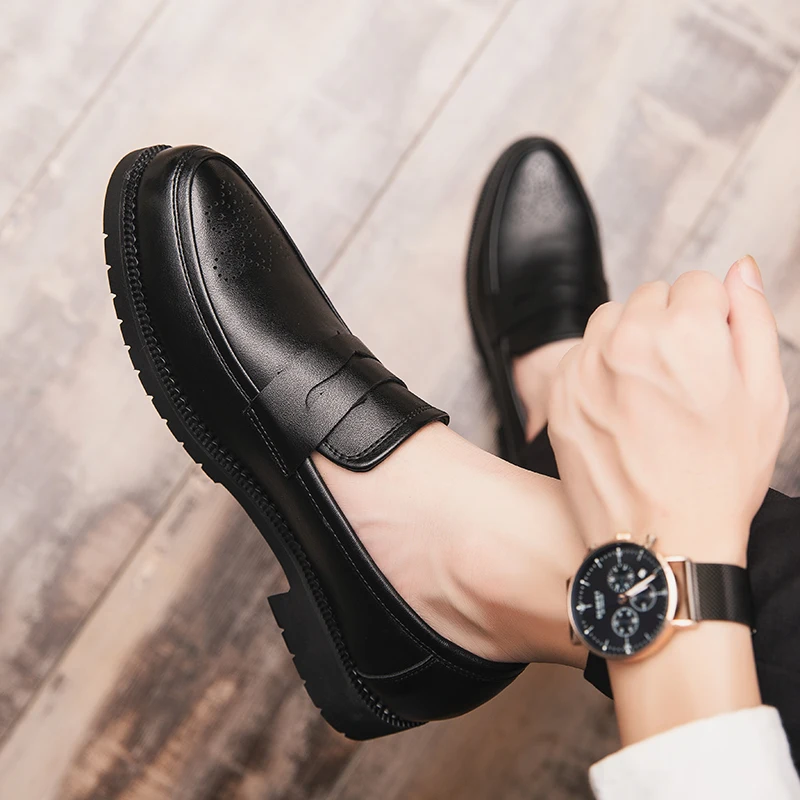Fashionable British Men\'s Trendy Shoes Classic Brown Men\'s Low Cut Loafers Versatile Business Commuting Shoes Elegant Work Shoes