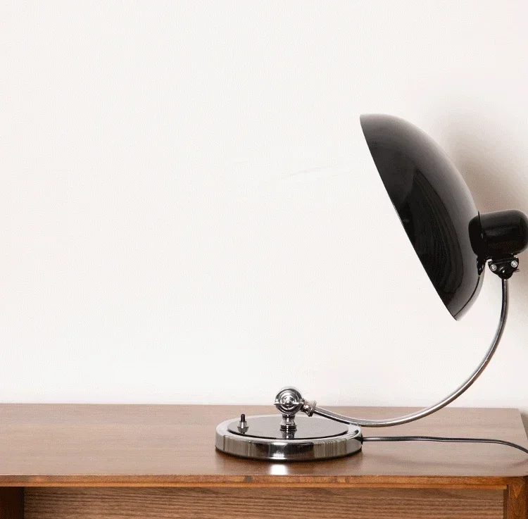 Danish Bauhaus Student Eye-protecting Reading Bedroom and Study Nordic Simple and Light Luxury Internet-famous Ins Bedside Lamp