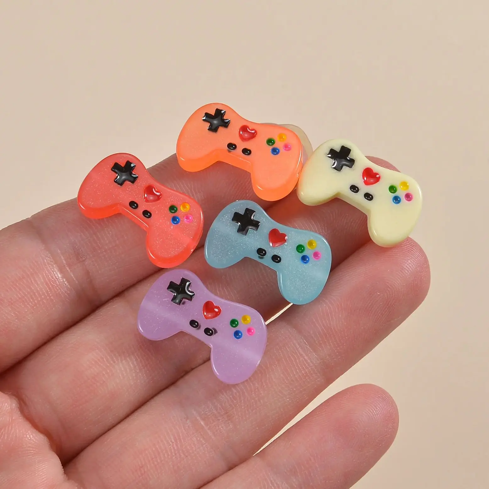 

Video Game Controller Beads Loose Beads Charms DIY Handmade Bracelets Keychain Jewelry Accessories Wholesale