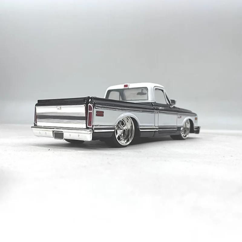 Jada 1:24 schaal 1972 pick-up legering simulatie automodel statische collectie versierd vakantiegeschenken speelgoed souvenir cadeau