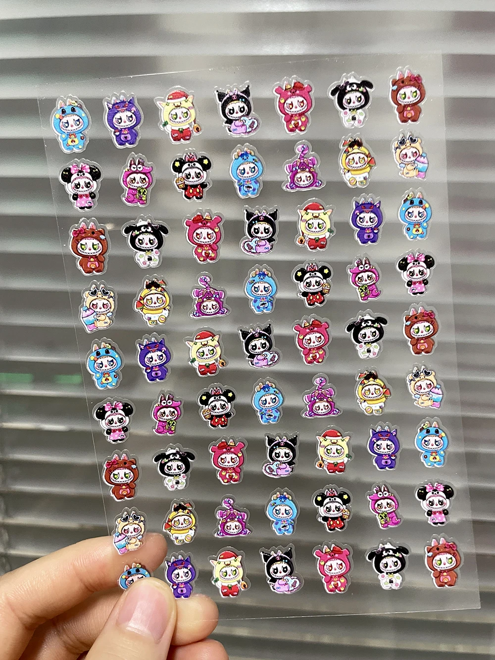 Kawaii Labubu ตุ๊กตา Ultra-Thin Self-Adhesive Slider สติกเกอร์เล็บกันน้ํา DIY สมุดภาพโน้ตบุ๊ค Desktop Decor สติกเกอร์