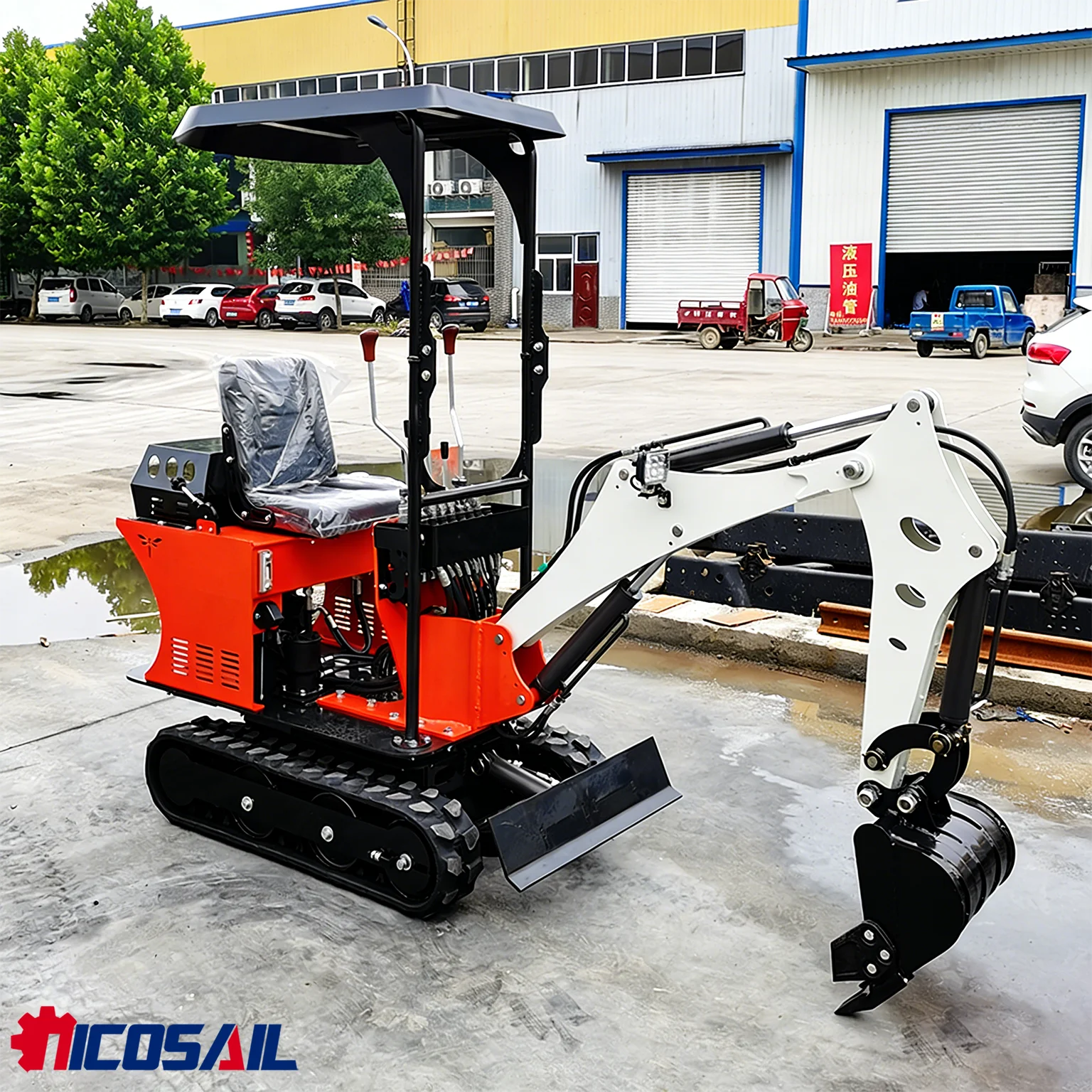 

Mini Excavator 0.8 Ton with EPA CE, Ideal for Landscaping, Orchard and Indoor Jobs