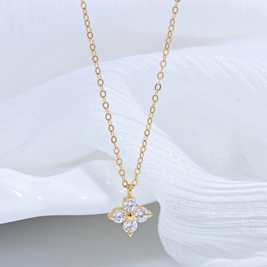S925 Sterling Silver Inlaid Cubic Zirconia Four-leaf Clover Necklace, A Simple, Versatile And Collarbone Enhancing Piece SL43