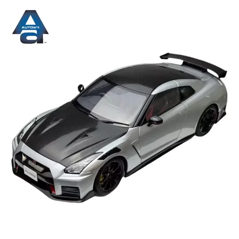 Modelo de simulação de liga AUTOart 1/18 Nissan GT-R (R35) 2022, coleção infantil de brinquedos decorativos, presentes de feriado para amigos.