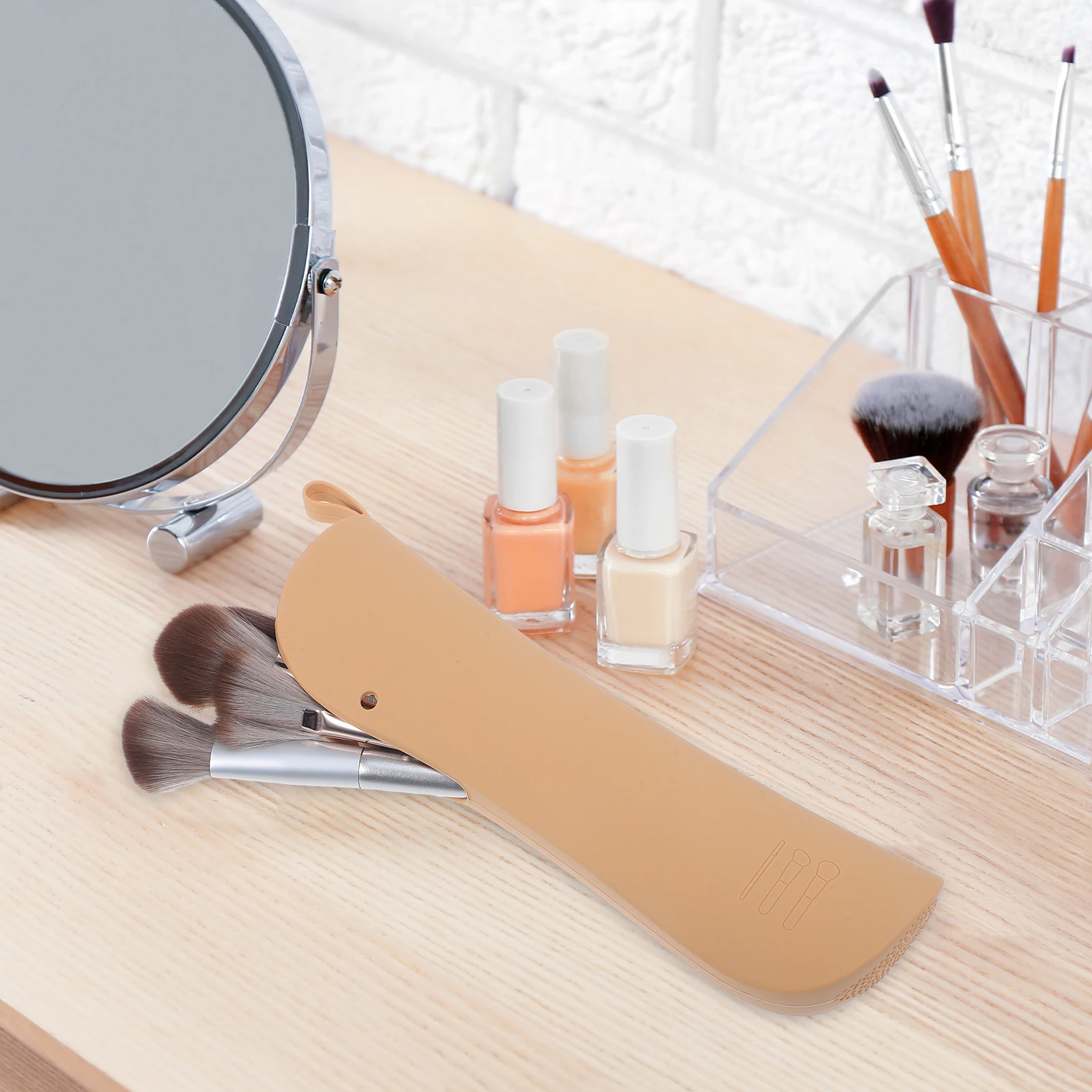 

Silicone Travel Makeup Brush Holder Eyebrow Pencil Case Portable Lightweight Cosmetics Bags Toiletries Storage Container