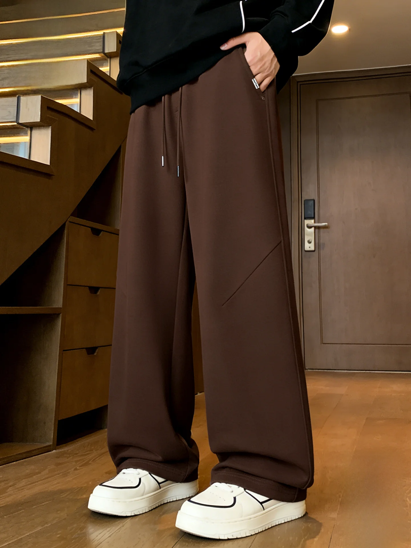 

Men's Loose Fit American Sle Sweatpants Spring 2026 Retro Versatile Knife Pants Casual Straight Leg Trousers