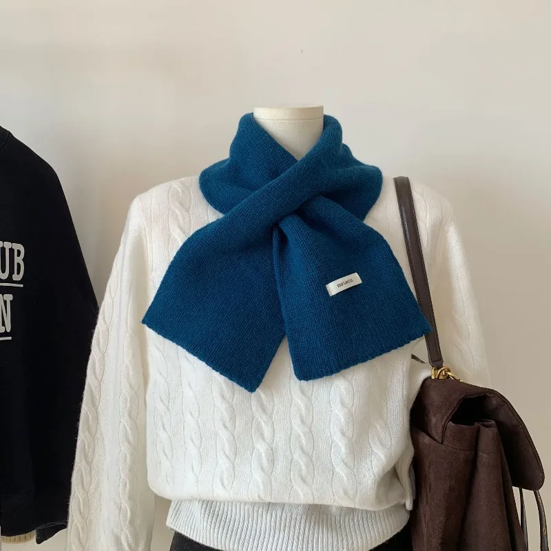 

Маленький шарф из 100% шерсти в корейском стиле, женский темпераментный вязаный шарф с перекрестной шеей, зимняя защита шеи, теплый и однотонный цвет