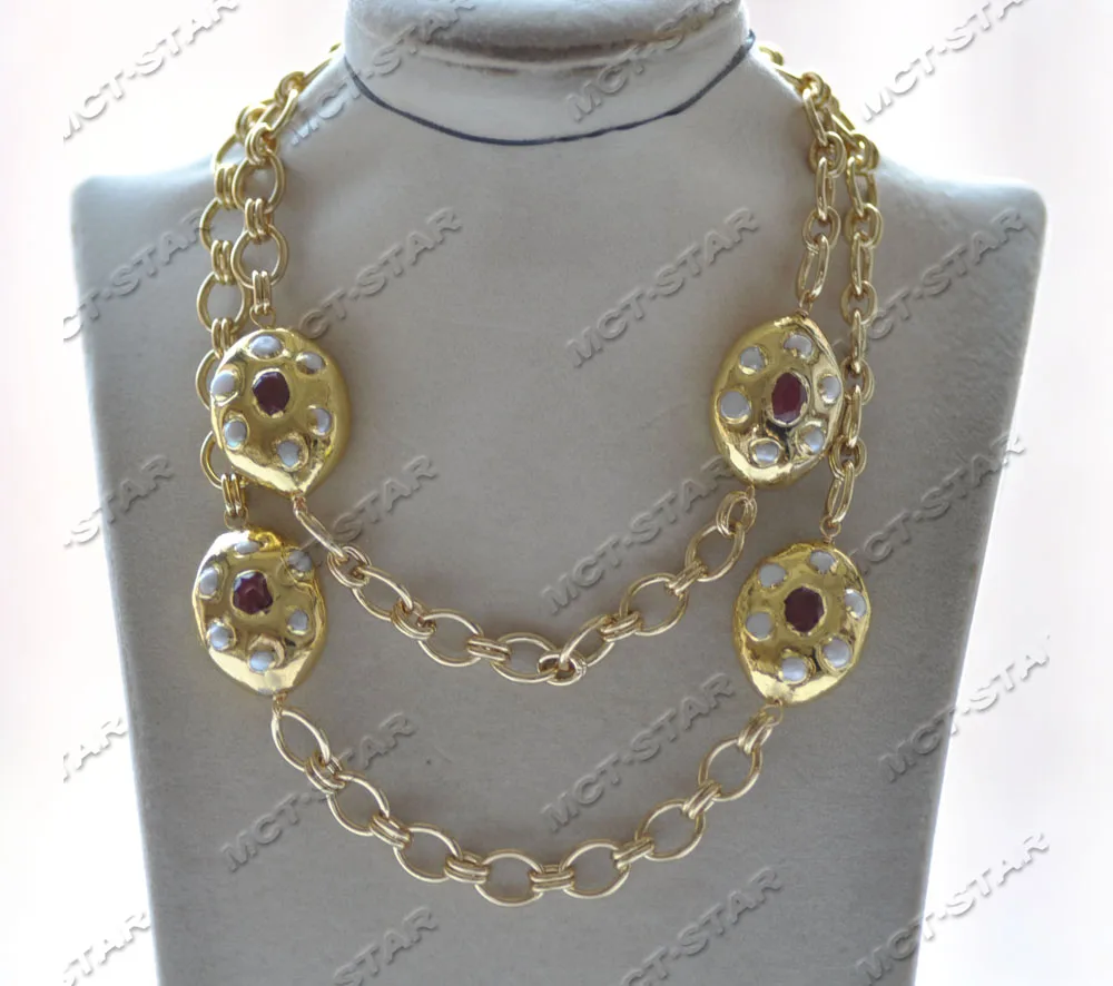 

Z12826 34'' 33mm White Pearl Red Agate Gold-Plated Egg Chain Necklace