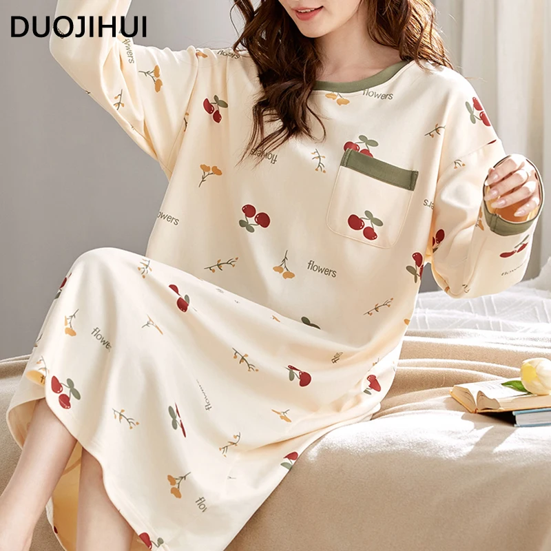 DUOJIHUI Sweet Chic Print Pocket Loose Sleepwear Women Classic O-neck Long Sleeve Pullover Basic Simple Casual Female Nightgown