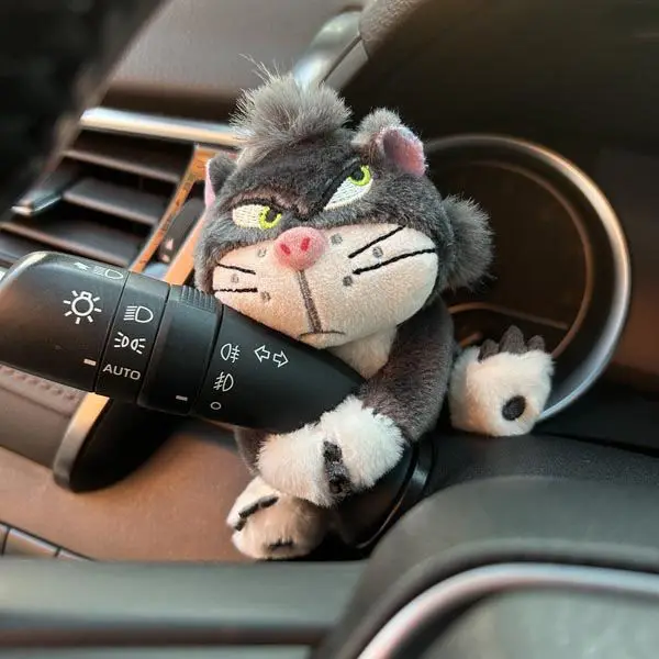 Copertura della spalla della cintura di sicurezza dell'auto del gatto Cute Universal Car Cartoon Lucy Kitten Car decorazione d'interni cintura di sicurezza accessori per auto