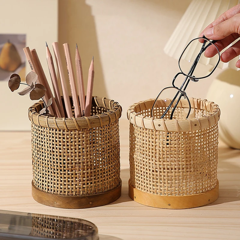 

Vintage Rattan Woven Pen Holder Large Cylinder Desktop Organizer Household Stationery Combs Makeup Brushes Storage Box