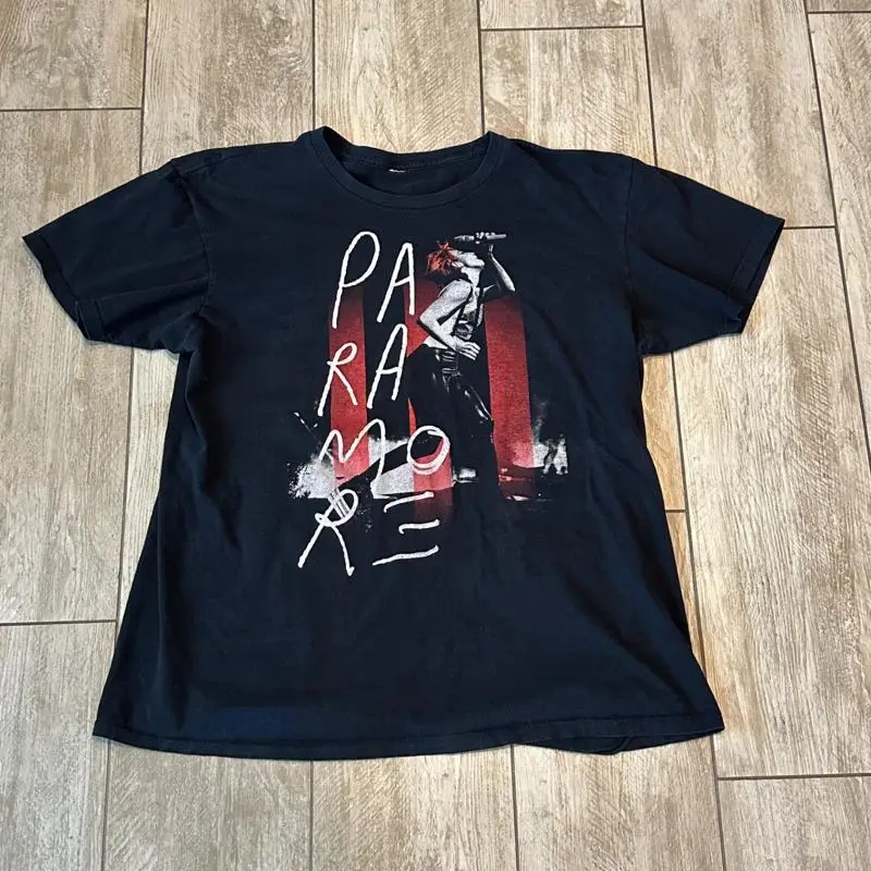Paramore Shirt (Hayley Williams On Stage) -Black Med/LG