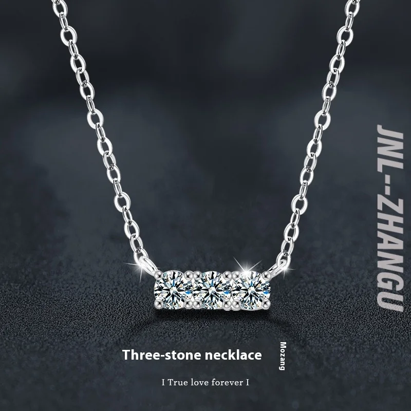 

Moissanite925Sterling Silver Necklace Light Luxury High-end Simple Three-stone PendantinsWind Clavicle Chain