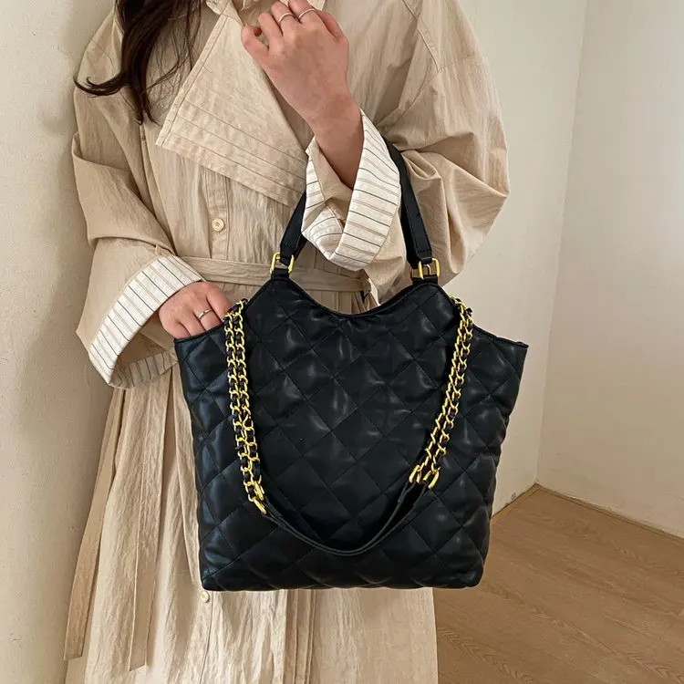 

Новая высококачественная сумка 2026 года в стиле ретро с ромбовидным узором, вместительная, портативная, модная, текстурная, на плечо, для повседневного использования и поездок на работу